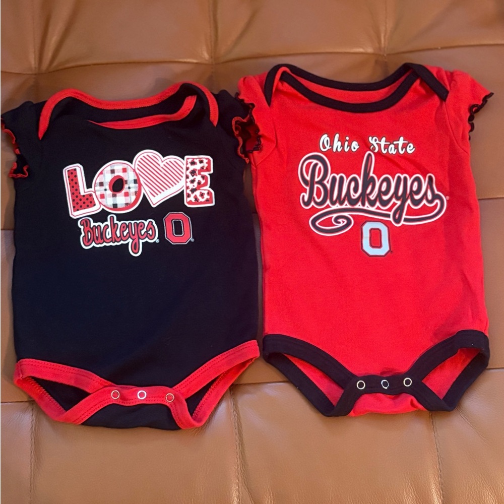 NWOT 0/3 months Ohio State Buckeyes Baby Girl Onesies Set